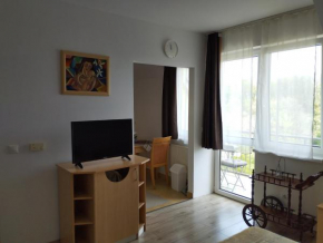 NYUGALOM APARTMAN
